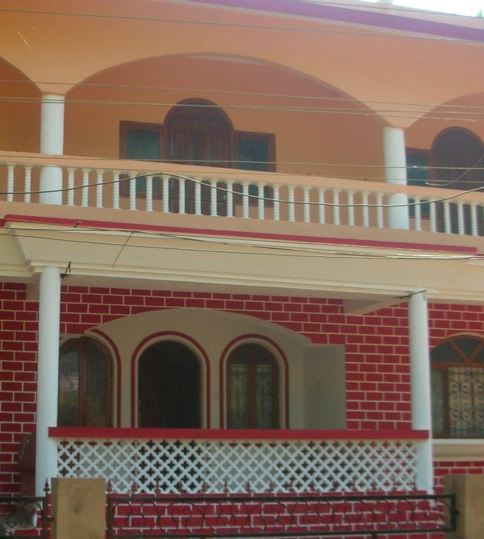 Madonna Holidays Apartamento Benaulim Exterior foto